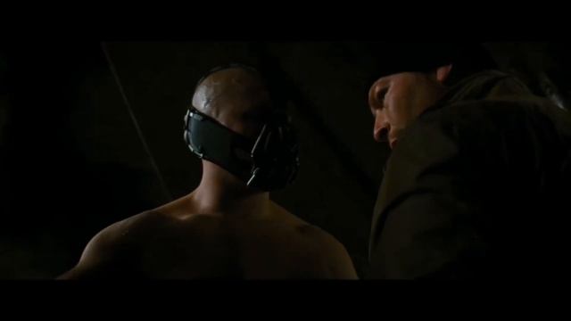 Бэйн заказал пиццу. Возрождение легенды. Бэтмен. смотреть онлайн