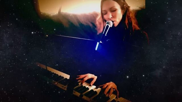 David Bowie - Space Oddity - Piano & Vocal Cover by Jessica Haeckel смотреть онлайн