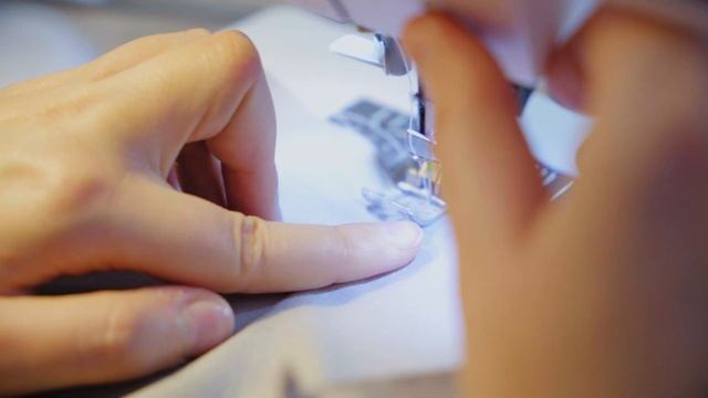 ШЬЁМ МАСКУ ДЛЯ ЛИЦА МНОГОРАЗОВУЮ ИЗ ХЛОПКА смотреть онлайн