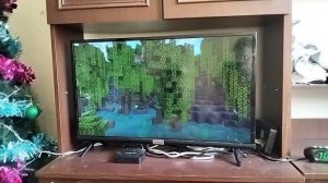 я запустил Майнкрафт на телевизоре