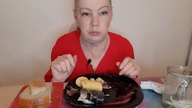 #Mukbang Tatyana eats /food #селедочка смотреть онлайн