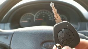 Не обучается ключ Priora после заливки не обученного еепром