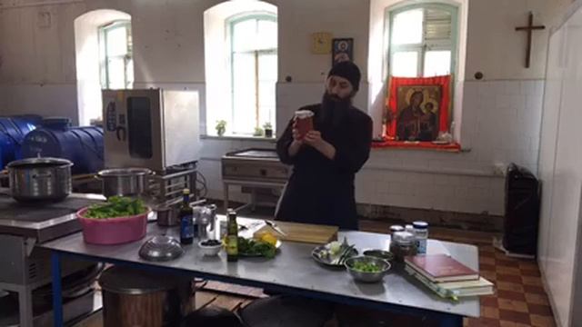 Трапезная Новоафонского монастыря. Готовим постные блюда с отцом Дорофеем. смотреть онлайн