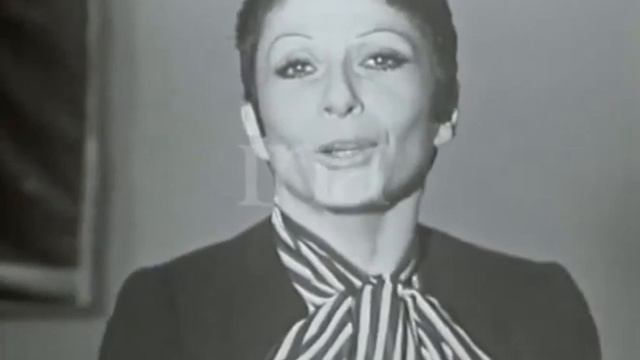 Zizi JEANMAIRE interprete dessous mon pull en 1972 emission samedi loisirs смотреть онлайн