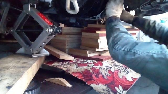 Как снять коробку передач в одиночку? смотреть онлайн