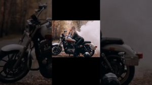 девушка на мотоцикле. Harley-davidson. Харлей Девитсон. Мотоцикл harley-davidson.