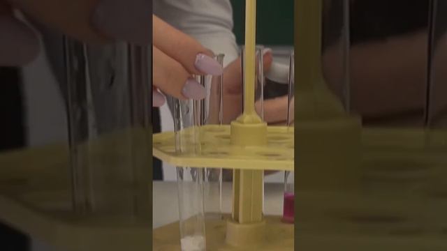 Взаимодействие карбоната кальция и соляной кислоты 🧪 смотреть онлайн
