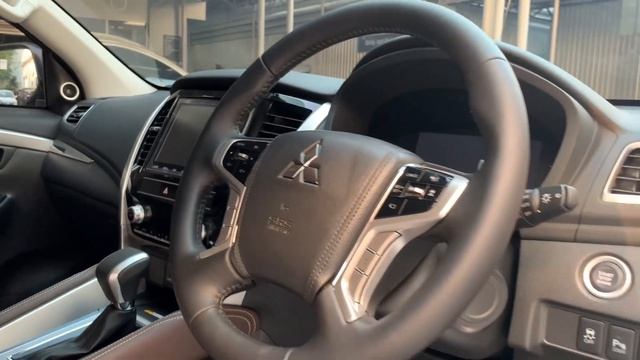 PAJERO SPORT ELITE EDITION смотреть онлайн