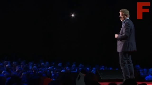 Эндрю Стантон: Как создать захватывающую историю смотреть онлайн