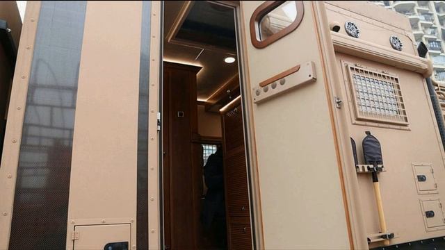 Мобильная дача на внедорожном шасси FAW смотреть онлайн