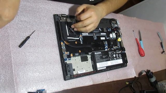 Повне розбирання ноутбука Lenovo ThinkPad T550. Разборка ноутбука Lenovo ThinkPad T550 смотреть онлайн
