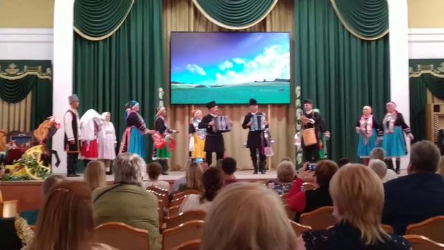 Чувашский анс. Шурампус фрагмент свадебного обряда Чăваш Chuvash folk wedding dance смотреть онлайн