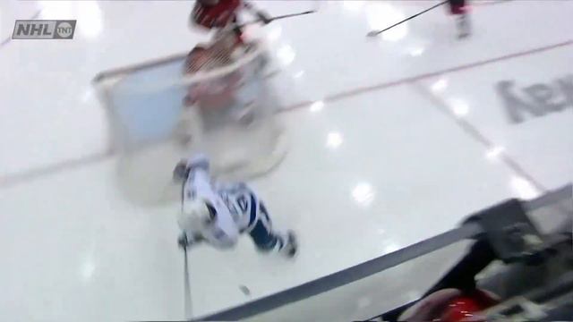 Nikita Kucherov Assists On Hedman's Goal Vs Devils, Point #99 In 23-24 Season (25 Feb 2024)