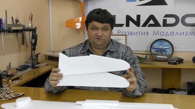 Конструктор модели самолета тренера Аллет 950 2 версия / ALNADO смотреть онлайн
