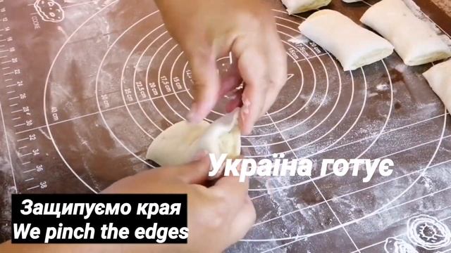 Найсмачніше всередині! Простий спосіб приготувати листкові коржики! Прості інгредієнти! БЕЗ ДУХОВКИ смотреть онлайн