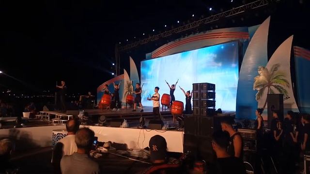 Ня Чанг. Вьетнам. Барабаны на пляже