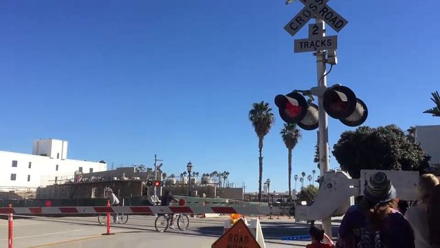 Railroad Crossing Santa Barbara, CA Part 2 смотреть онлайн