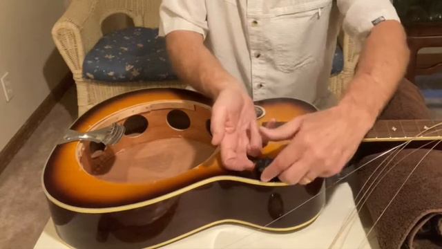 Cling On Pickup Installation / Demo on a Resonator Guitar (Dobro) - Craig Sheumaker (customer demo) смотреть онлайн