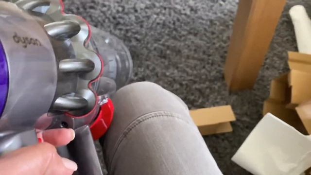 Friday Clean with me + Dyson v11 absolute unboxing!? ( part 2 ) смотреть онлайн