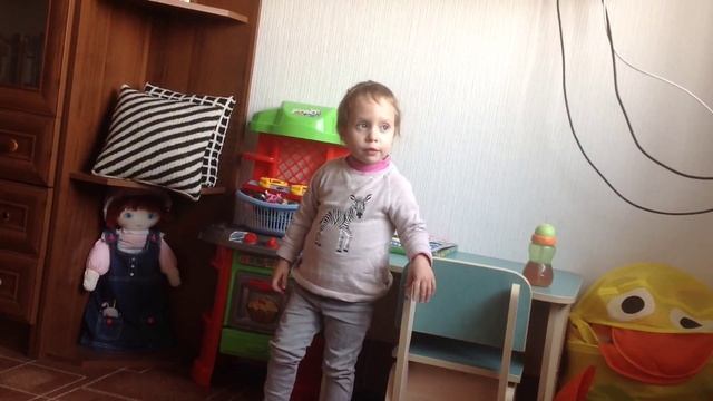 Рассказываем стихотворение. Владе 2 года и 9 месяцев. смотреть онлайн