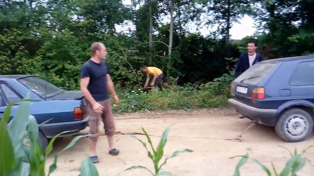Navlacenje Golf 2 CL 1.6 VS Audi 80 1.6 Diesel смотреть онлайн