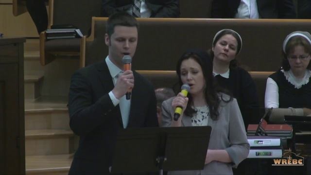 Синее небо и, крест на холме..