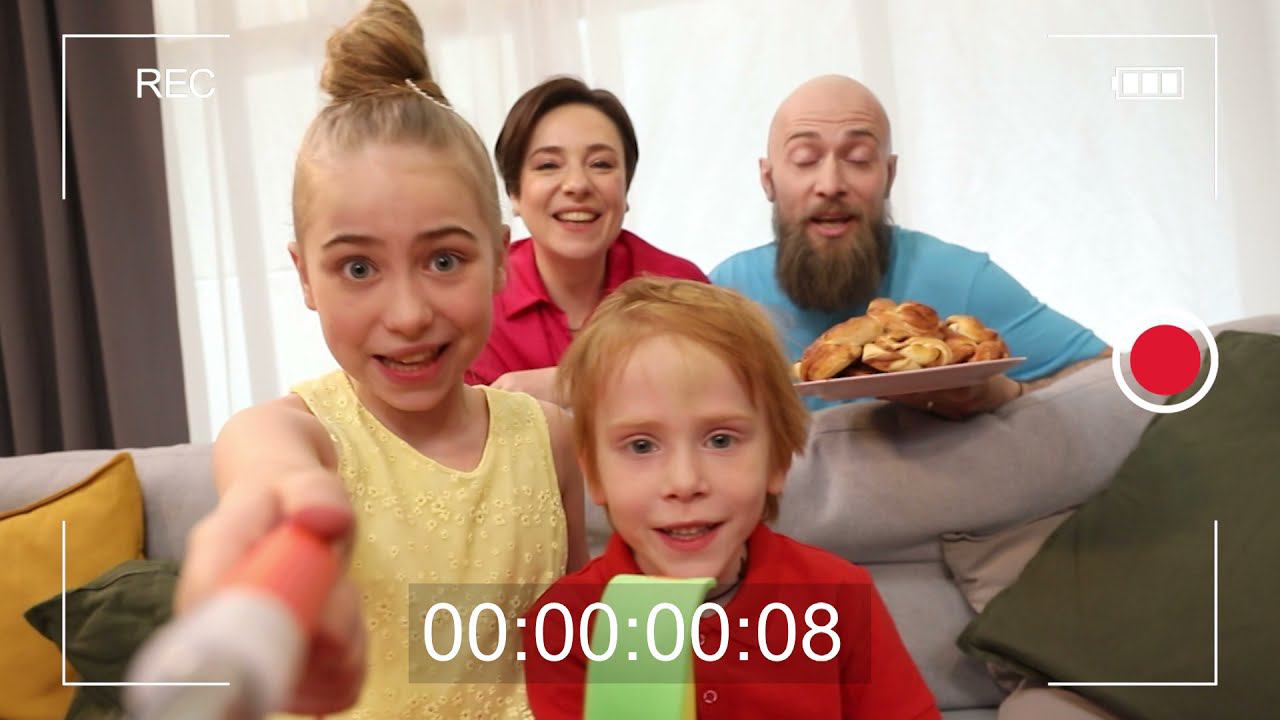 Семья на ура! Неунывающая активная семья Тутты Ларсен и Валеры Колоскова в эфире канала Карусель! смотреть онлайн