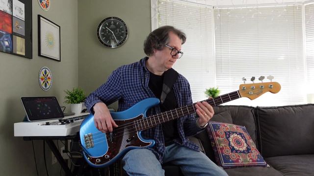 Bass Improvisation 18 - Fender American Original 60s Precision Bass, Boss GT-1000 overdrive effects смотреть онлайн