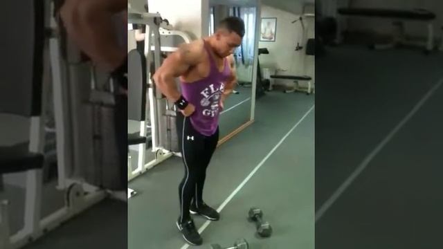 Гексаганальные гантели для фитнеса, бодибилдинга смотреть онлайн