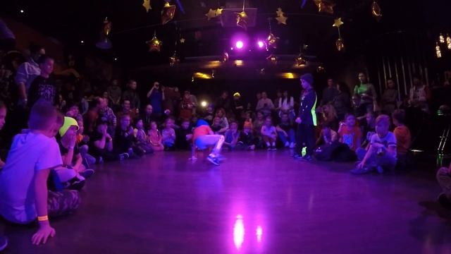 СТАРТ 5 | БРЕЙКИНГ 4-9 лет |Bboy Kosogor - Большой Ди смотреть онлайн