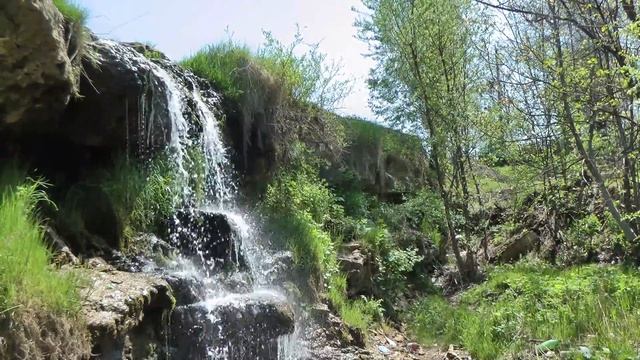 Лермонтовский водопад в Кисловодске