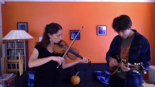 Scroggins & Rose plays Wyoming by Tristan Scroggins смотреть онлайн