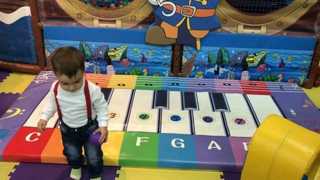 Планета игрушек Кидляндия детский комплекс Indoor Playground Family Fun Funderdome Play Area Plac смотреть онлайн