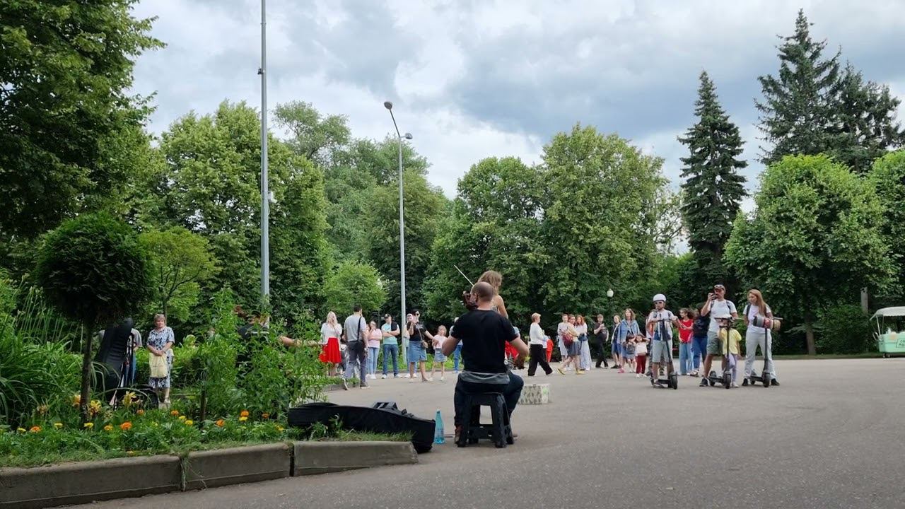 Нескучный сад-город Москва. 23 июня. 24 года смотреть онлайн