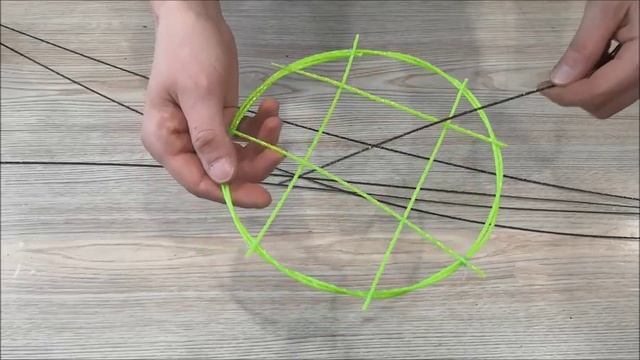 ВЫШИВКА ИЗ ПЛАСТИКОВЫХ БУТЫЛОК!!! ХАОТИЧНОЕ ПЛЕТЕНИЕ ЧАСТЬ 1 смотреть онлайн