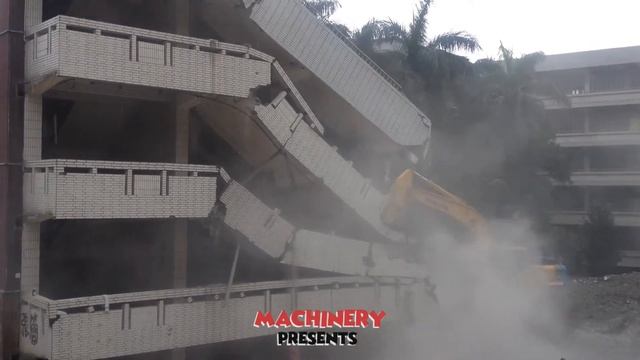 Epic Dangerous Demolition Of Buildings With Excavator/ Best Building Demolition Compilation 2022 смотреть онлайн