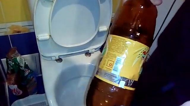 Засорился унитаз. Что делать. смотреть онлайн