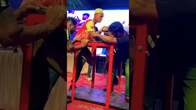 tere naal pahchan Kama ke liye ek din sabne Jana Arm Wrestling Competition Allah #video ?????? смотреть онлайн