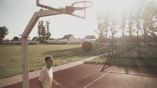 ГИПОДИНАМИЯ: чем опасен малоподвижный образ жизни? смотреть онлайн