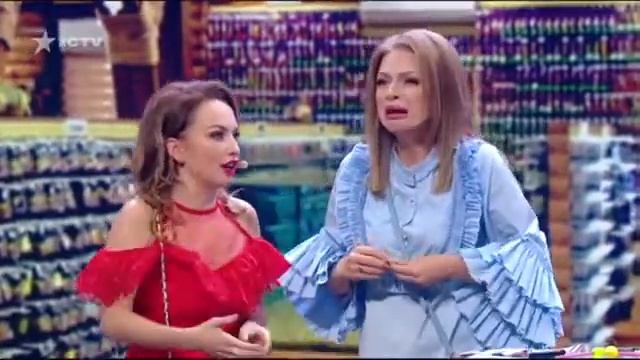 Блондинка в рыболовном магазине смотреть онлайн