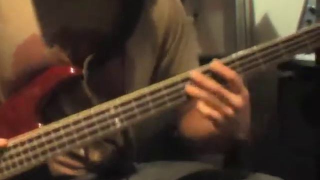 Mr. Self slaps w/ Z Vex Woolly Mammoth Bass Fuzz Pedal смотреть онлайн
