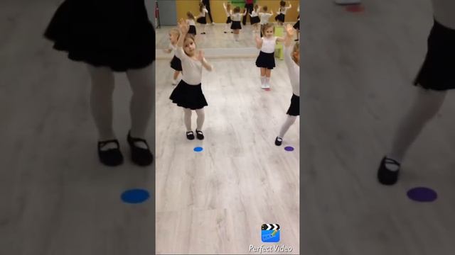 Бэби Дэнс с Корепановой Кариной смотреть онлайн