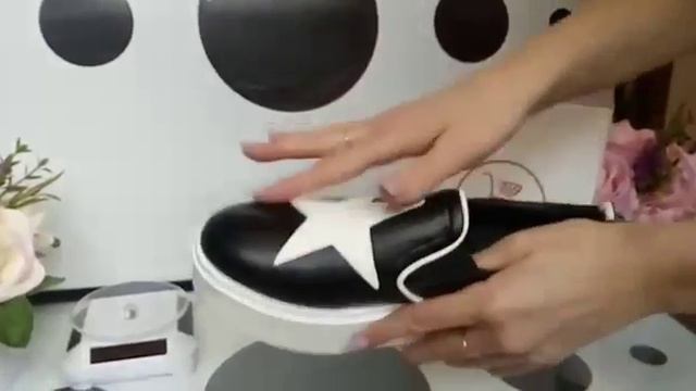 Женские слипоны смотреть онлайн