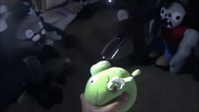 Plants vs Zombies Garden Warfare Plush Series Episode 12: Angry Birds смотреть онлайн