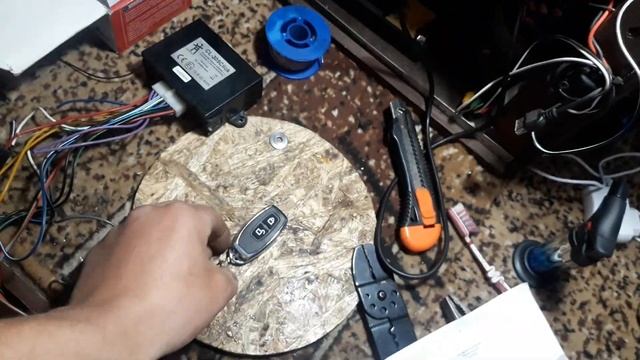 установка центрального замка фіат добло 1.3 мультіджет 2010рік смотреть онлайн