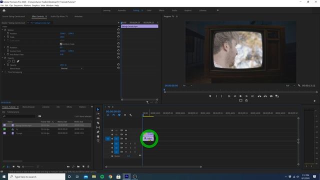 Screen Replacement Effect | How To Superimpose Video On TV Screen In Premiere Pro смотреть онлайн