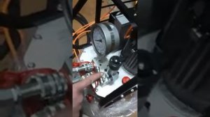 Принцип работы гайковерта и станции