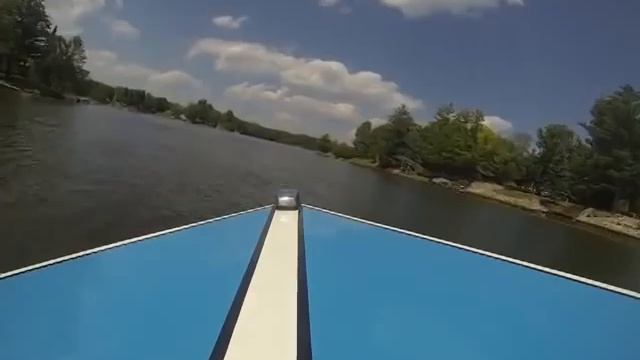 Secord Lake Gladwin MI trip to the rope swing via Python 18 5.7 Magnum LX . смотреть онлайн