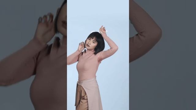 GRACE RIVERA SECRET DEODORANT смотреть онлайн