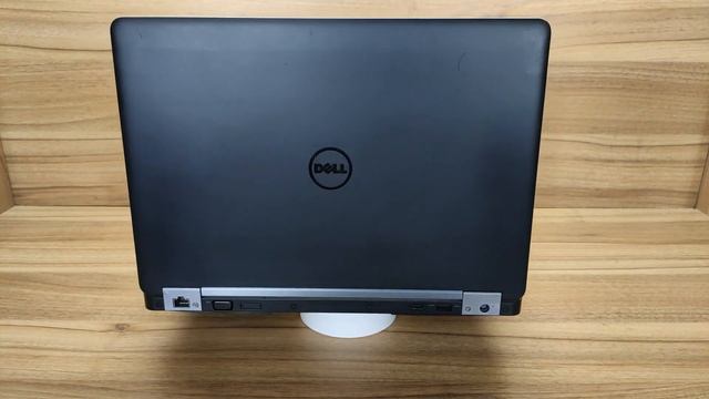 U986 Dell Latitude E5470 смотреть онлайн